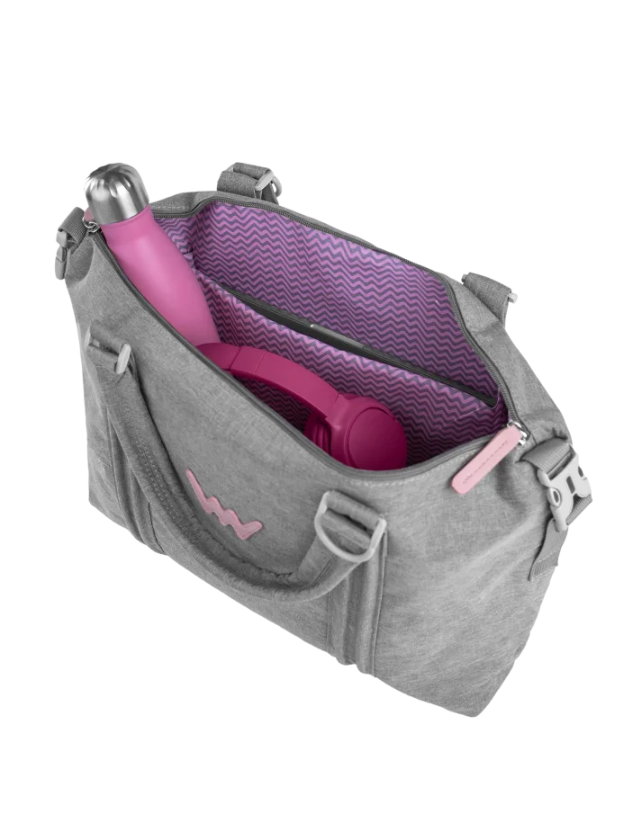 Carola Grey