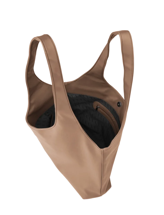 Eileen Beige