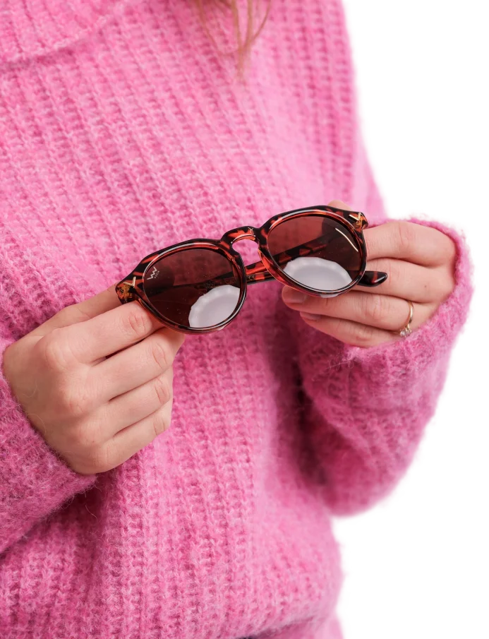 Mitzi V Design Brown