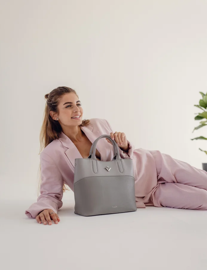 Christel Divide Grey