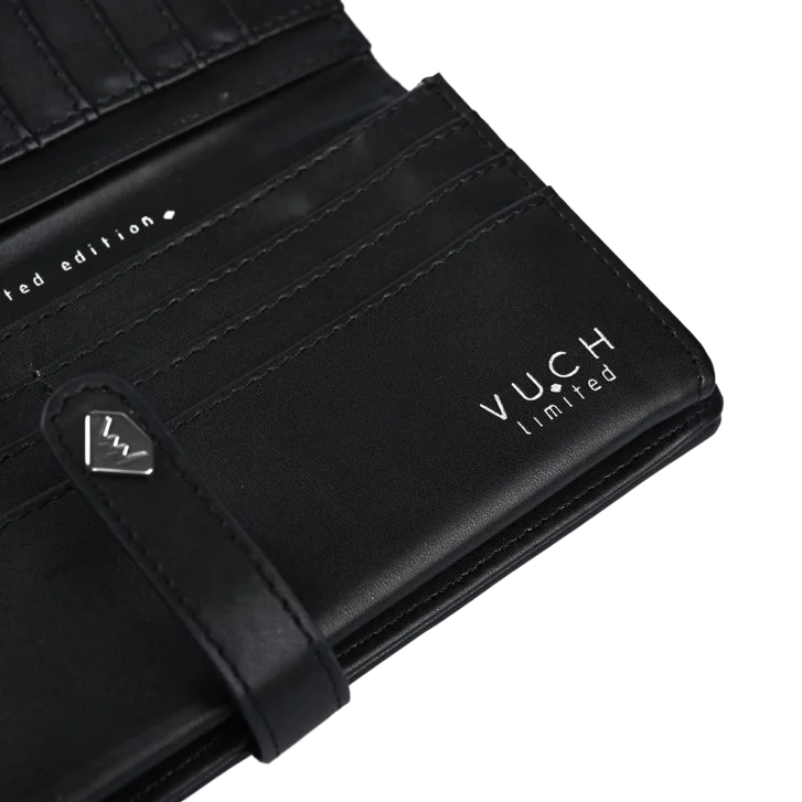 Messy wallet