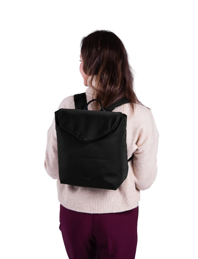 Joanna Small Black
