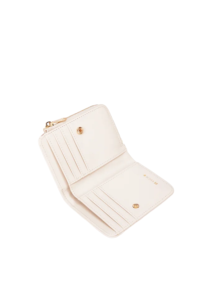 Azra Creme