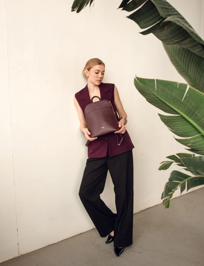 Filipa Grace Wine Red