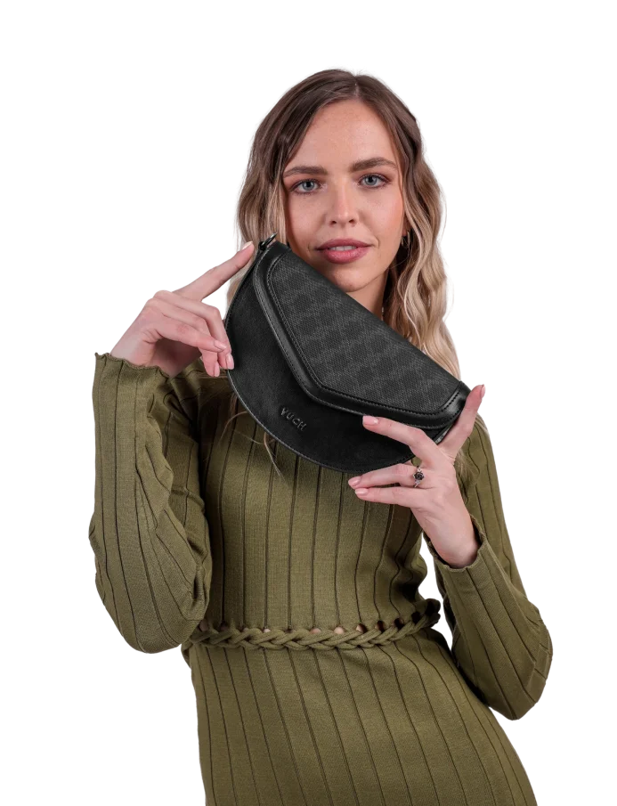 Tricia MN Black