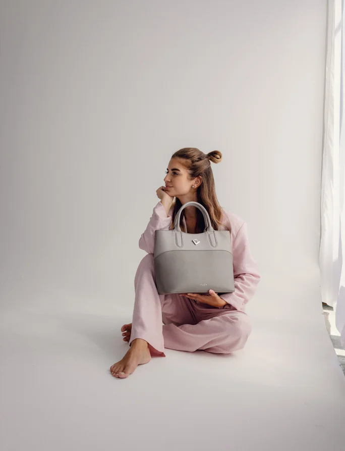 Christel Divide Grey