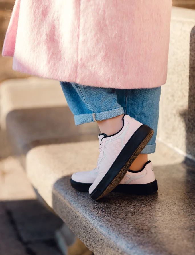 Aura Pink - 42