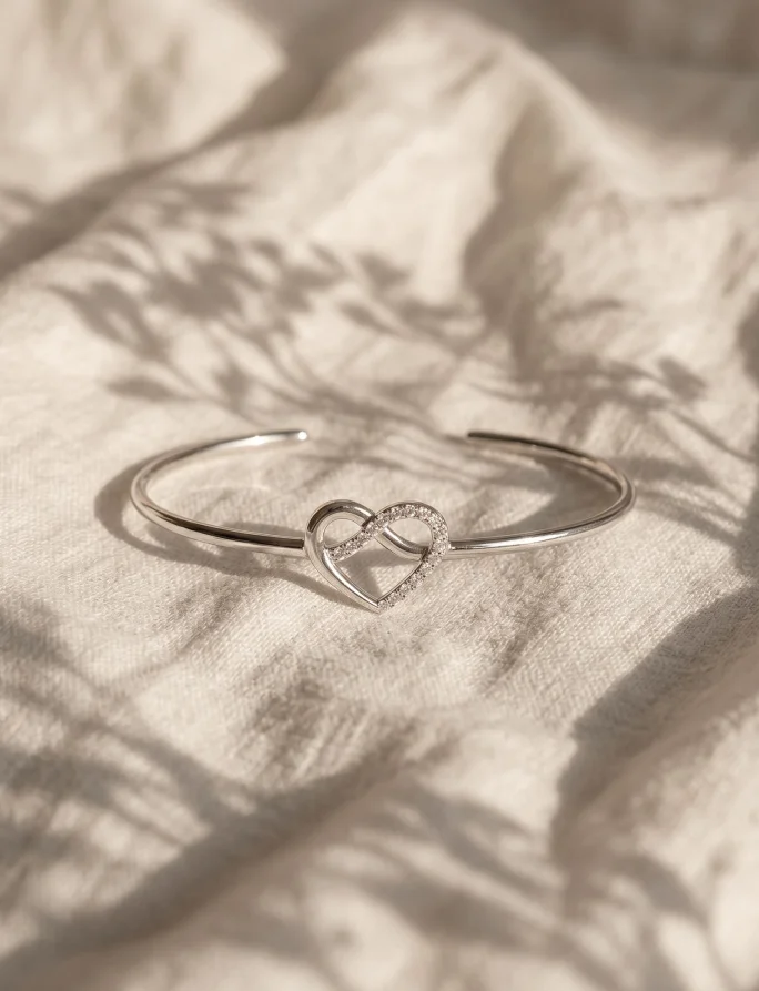 Zapestnica Annie Heart Silver
