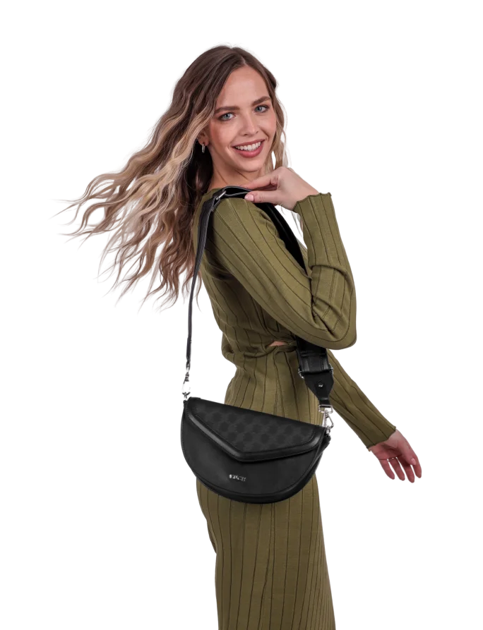 Tricia MN Black