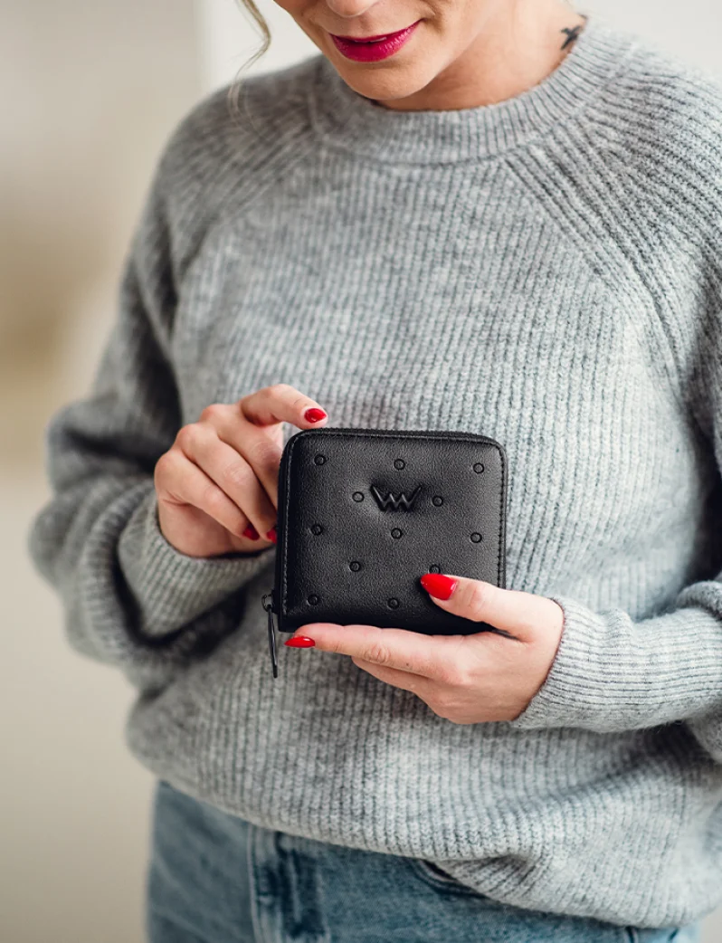 Charis Mini Black