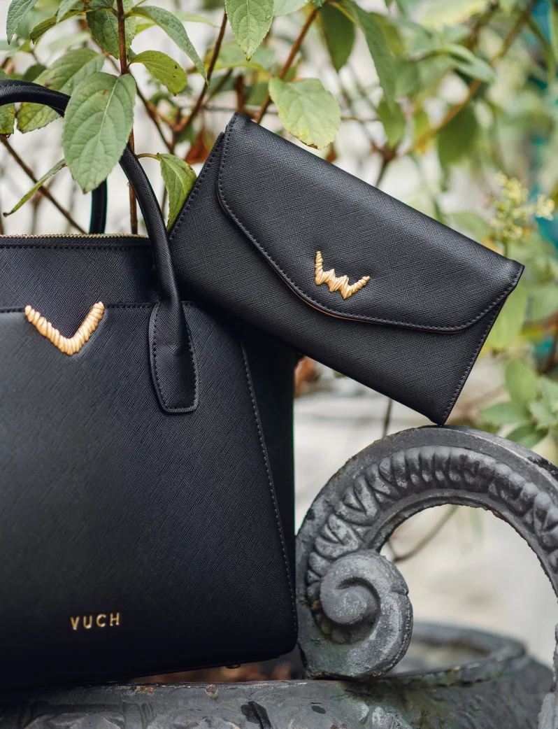 Altena Black