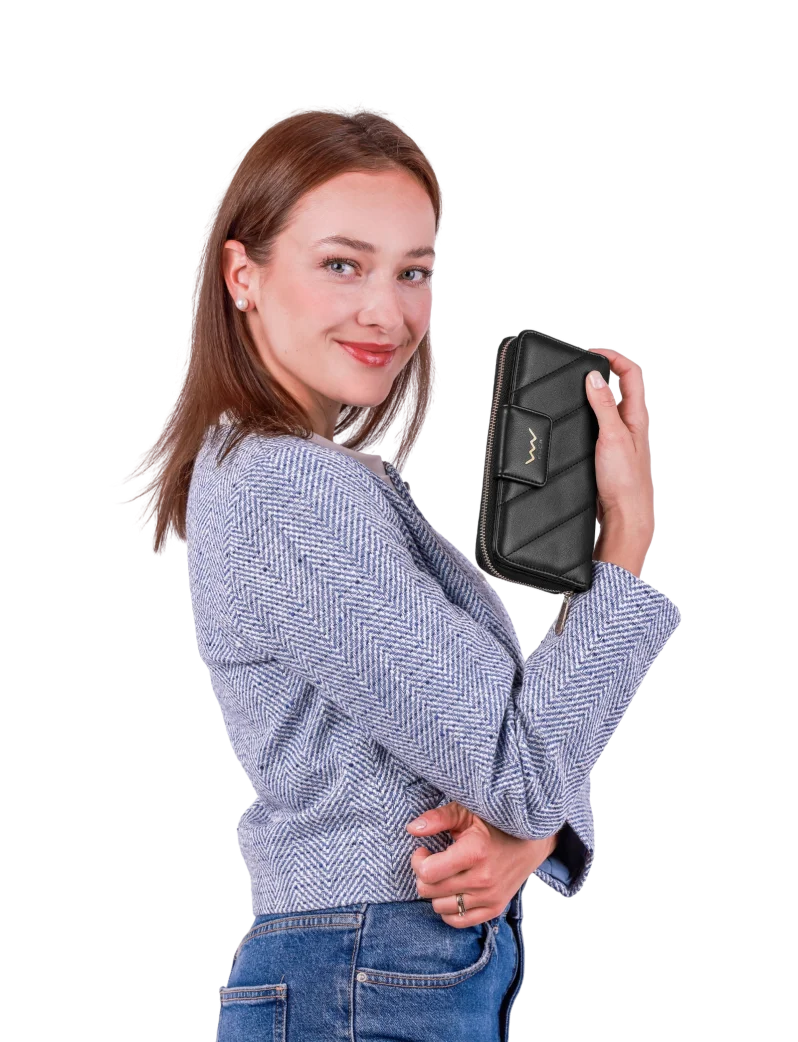 Zoreya Black