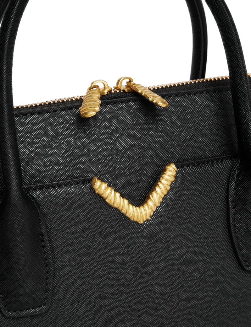Lanteea Black