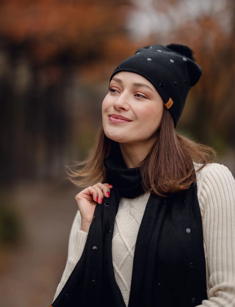 Nurit SC Black