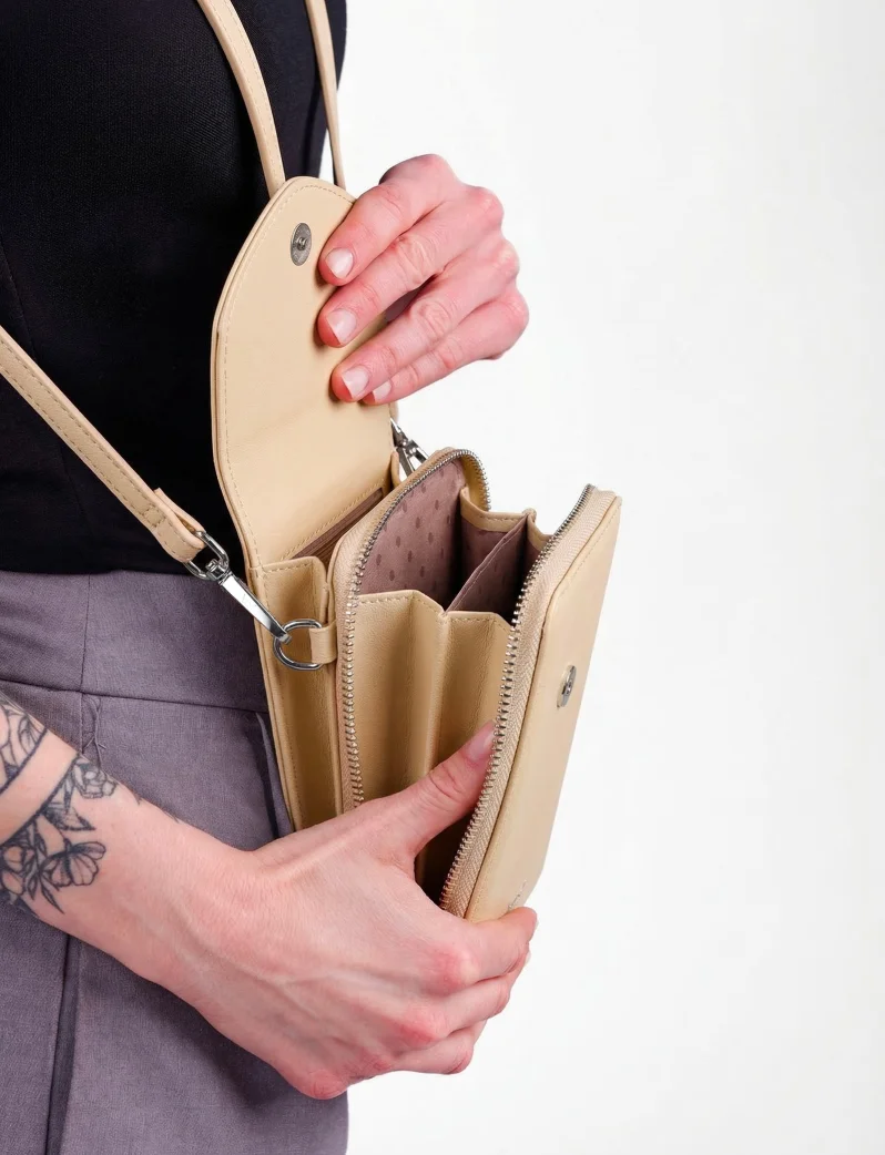 Chanthal Beige