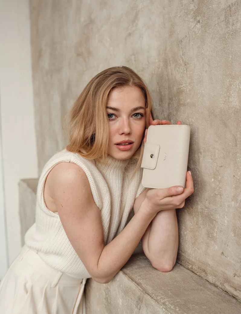 Ebba Grace Beige