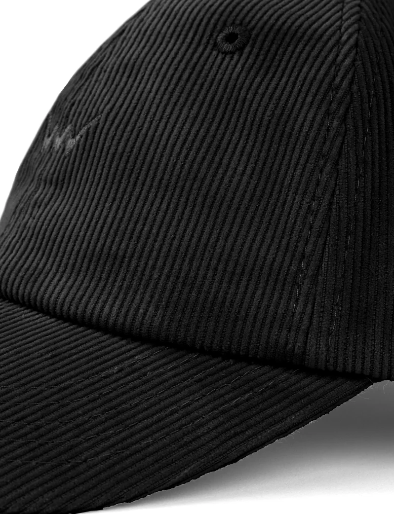 Alora Black