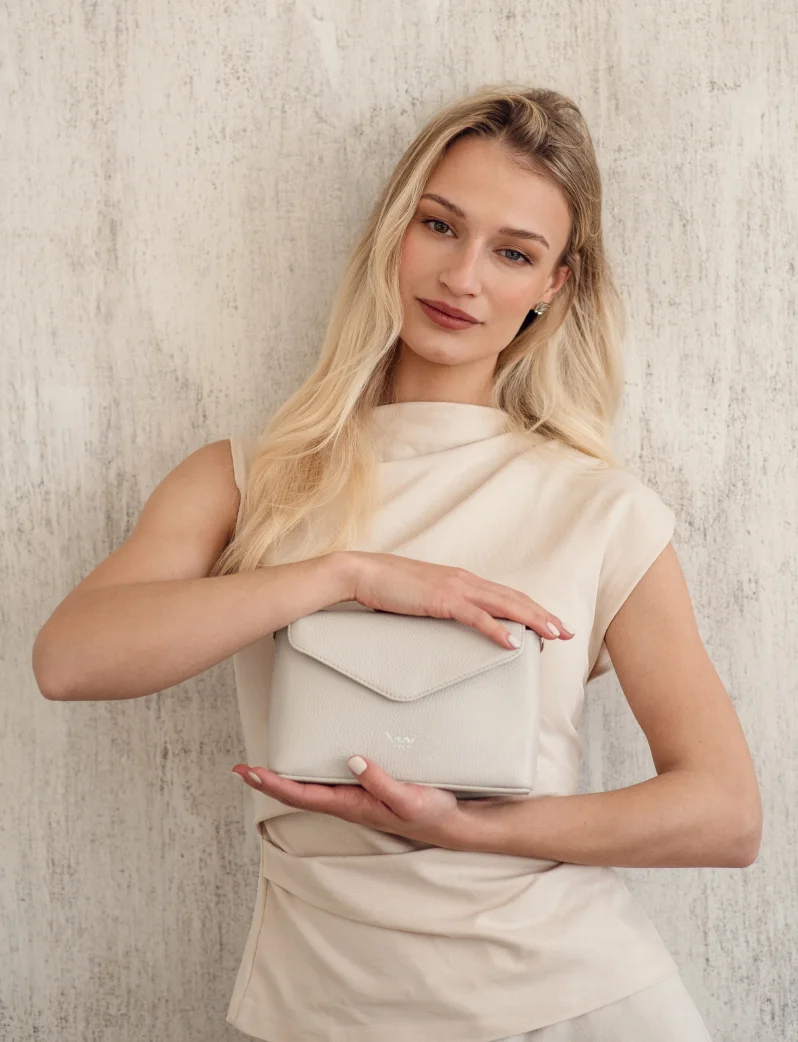 Leyra Grace Beige
