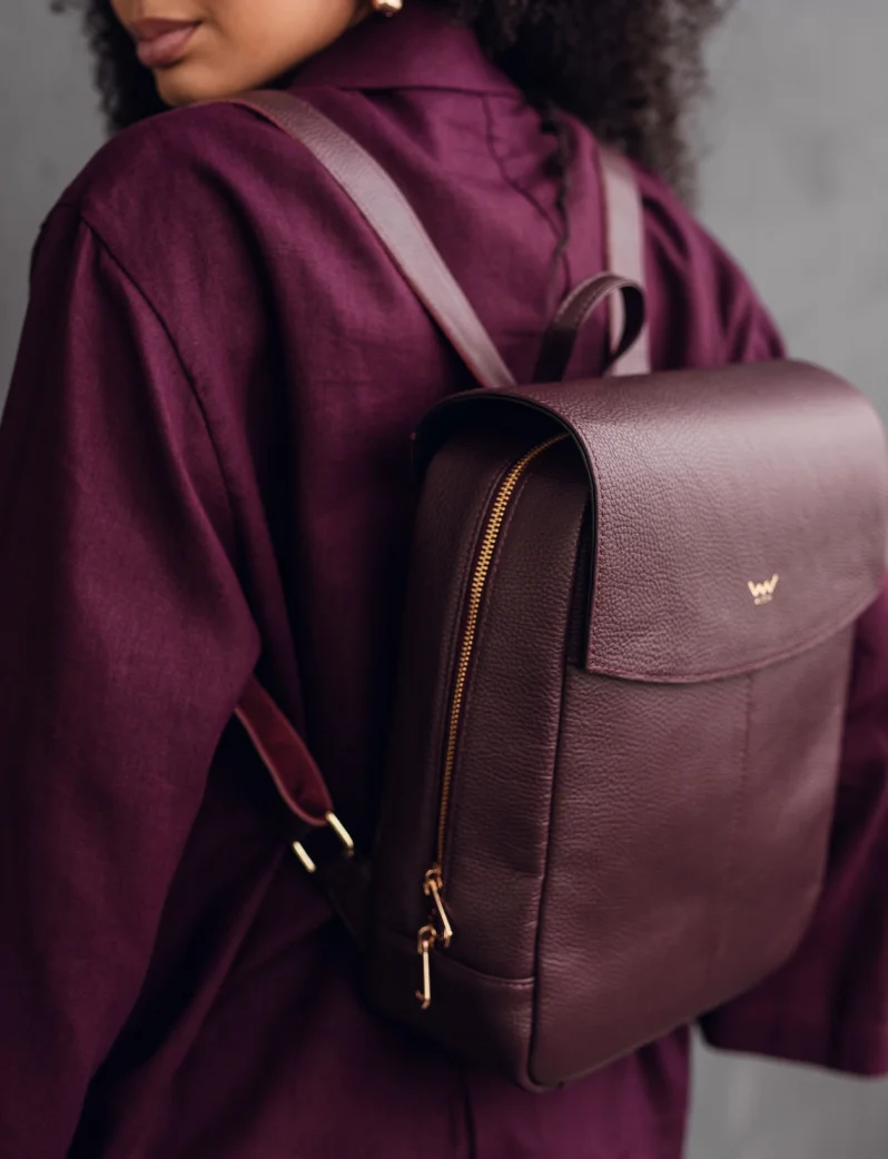 Evasion Grace Wine Red