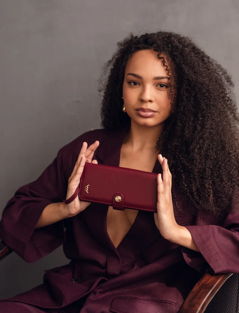 Aveline Grace Wine Red